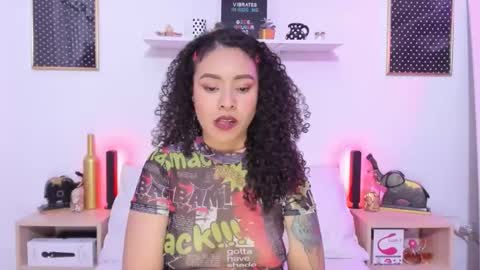 Snapshot of zoe_gruber chatting on October 16, 6:40 pm Zoe Gruber online show from October 16, 6:40 pm
