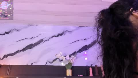 Zoey  online show from May 8, 12:16 am