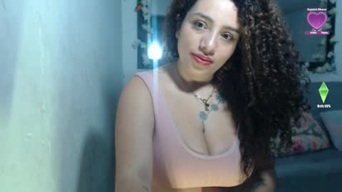 zoe tai online show from November 29, 10:34 am