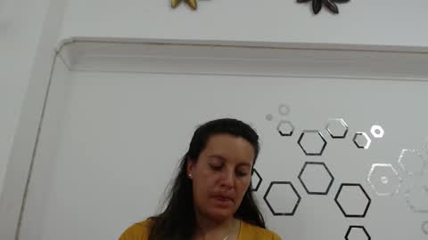 Carolina online show from December 19, 9:10 pm