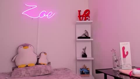 zoecams online show from February 9, 4:54 pm