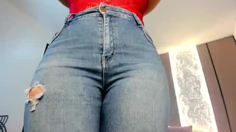 zoee_zi online show from December 13, 7:53 pm