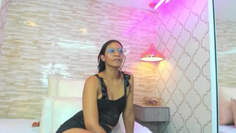 ZoeeSmitth online show from September 29, 11:42 am