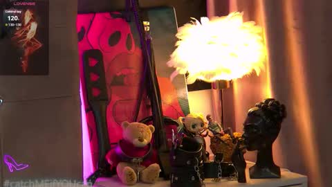 ZoeMesmerize online show from March 2, 4:50 am