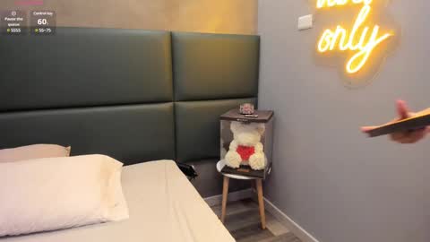 Zoe online show from February 10, 10:09 pm