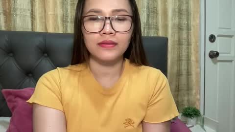 zoey_foryou online show from May 31, 1:21 pm