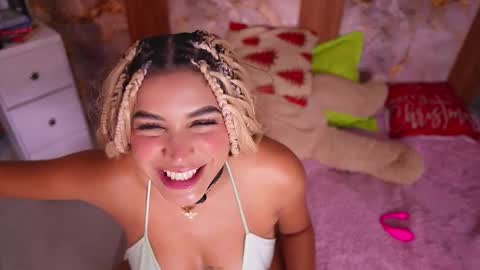 zoey fox  online show from February 17, 12:20 am