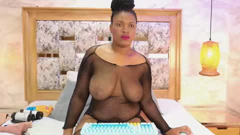 Snapshot of zoley_watson chatting on September 27, 3:04 am zoley online show from September 27, 3:04 am