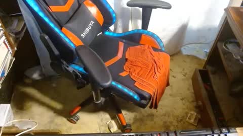 zorcar42 online show from January 6, 3:09 am