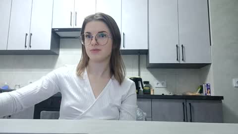 Snapshot of zoriana20 chatting on October 20, 6:24 pm zoriana20 online show from October 20, 6:24 pm