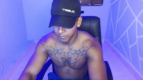 Zoriel online show from April 9, 6:02 pm