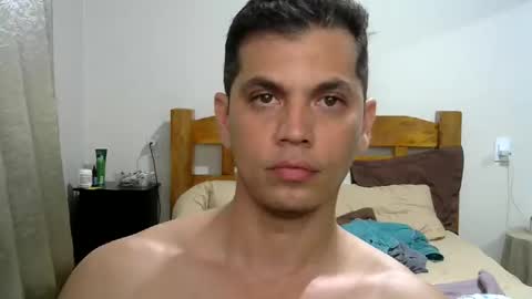 zoro_00 online show from November 22, 9:45 pm