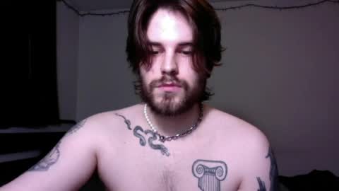 zorvello_83 online show from April 15, 7:58 pm