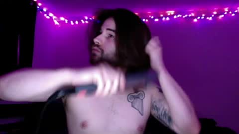 zorvello_83 online show from April 6, 12:39 pm