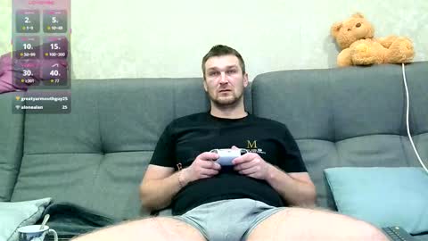 ztigrousz online show from December 4, 6:02 am