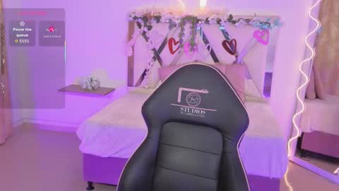 ZURY   online show from October 10, 11:38 am