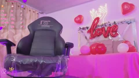 ZURY   online show from February 14, 11:57 am