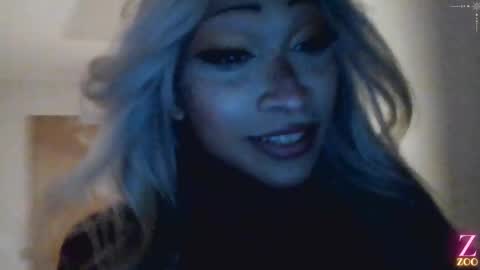 ZYA online show from December 12, 5:04 pm