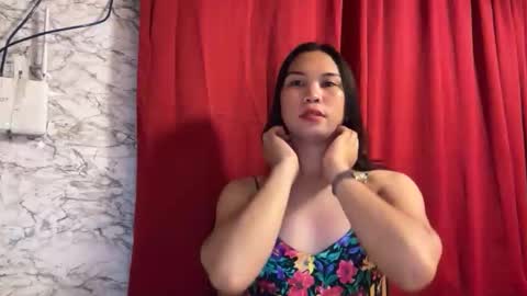 zyla  online show from April 14, 11:02 am